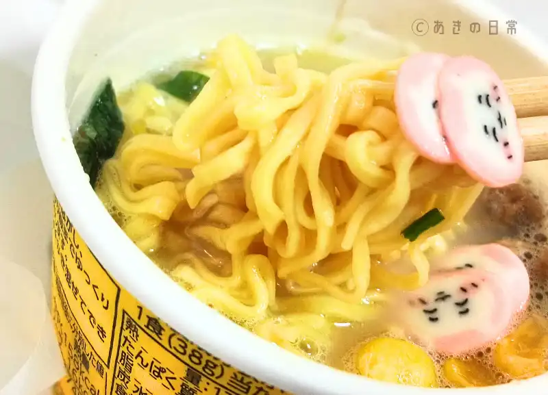 ちいかわラーメン（とんこつ）_09